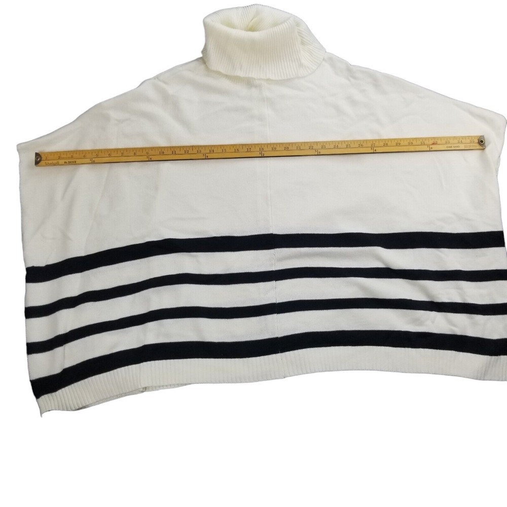 Jaclyn Smith Cowl Neck Cafton Poncho Sweater Womens White & Black Size S / M - Picture 11 of 15